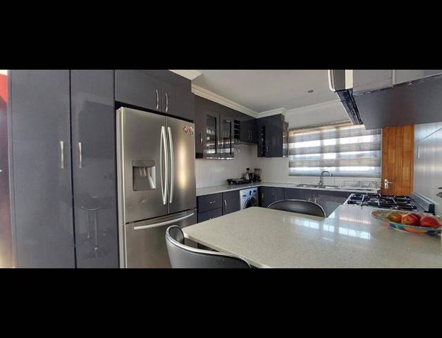 3 BEDROOM HOUSE FOR SALE IN THE ORCHARDS